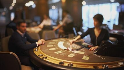 casino croupier en direct